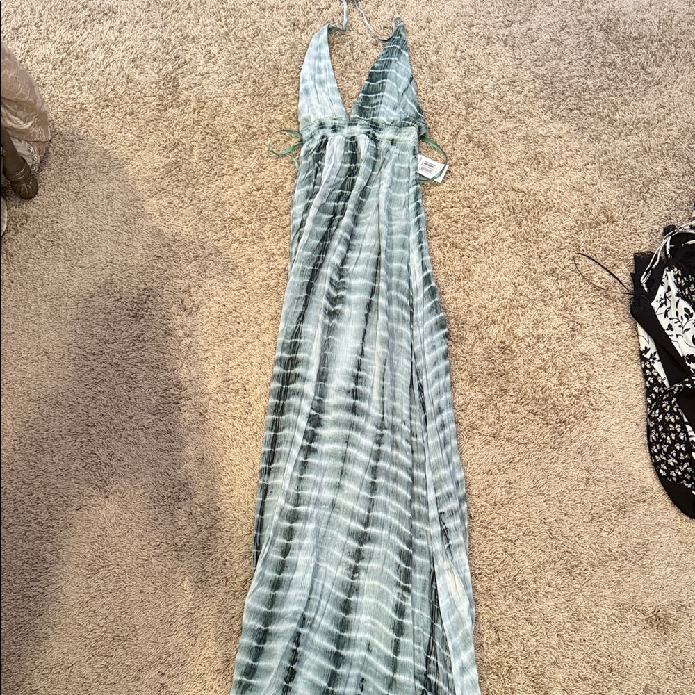 NWT! The Vanity Room tiedye maxi dress